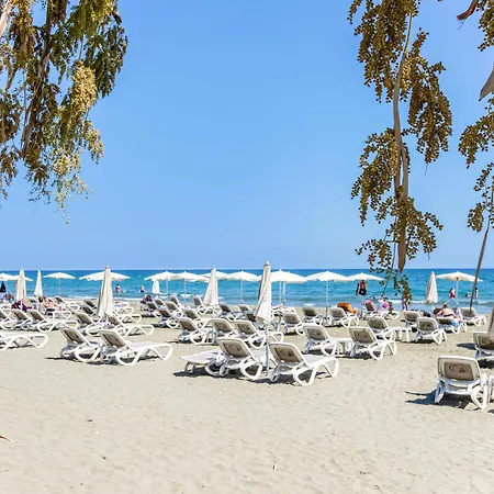 Sanders Gaia - Bright Two-bedroom With Sea View Lägenhet Larnaca