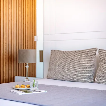 Sanders Gaia - Bright Two-bedroom With Sea View Apartment *